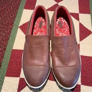 Olukai Women’s Shoes